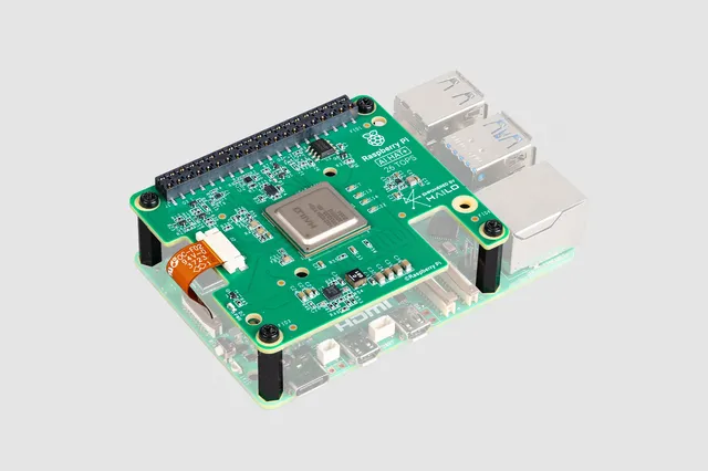 Новое дополнение AI HAT+ для Raspberry Pi 5 имеет мощность до 26 TOPS